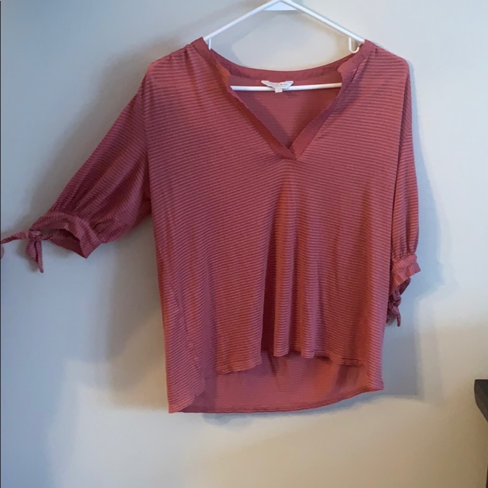 Lucky Brand small V neck 3/4 quarter length